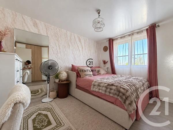 Maison à vendre  8 pièces - 123,25 m 2   COURTRY  - 77