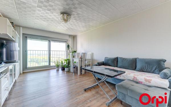 Appartement à vendre    3 pièces • 66,71 m2 Vénissieux