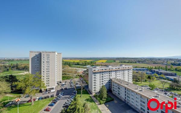 Appartement à vendre    3 pièces • 66,71 m2 Vénissieux