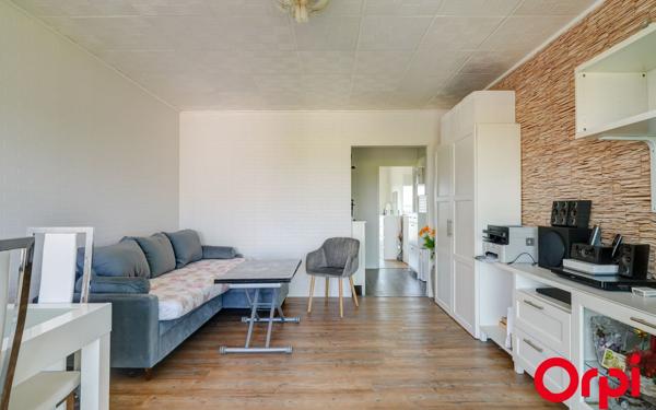 Appartement à vendre    3 pièces • 66,71 m2 Vénissieux