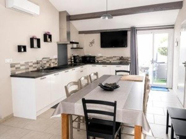 Villa dans quartier résidentiel calme
