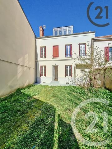 Immeuble à vendre  147 m2 BRIE COMTE ROBERT - 77