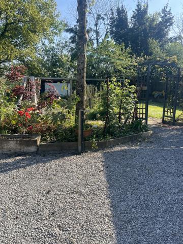 Bidache (64520) Maison atypique + maisonnette T2 dans un charmant bourg