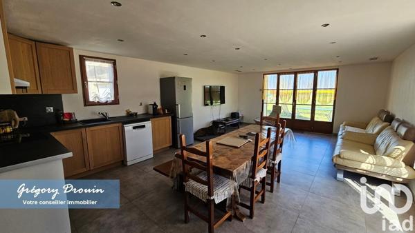 Longère 5 pièces de 120 m² à Nemours (77140)