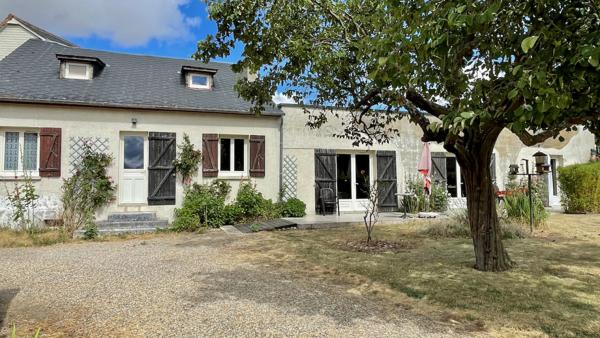 Maison
                                                                                                                                                                                                                                                                                                                        7 pièce(s)                                                                                                                                                                                                          5 chambre(s)                                                                                                                                                                                                          139  m²