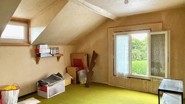 Maison
                                                                                                                                                                                                                                                                                                                        7 pièce(s)                                                                                                                                                                                                          5 chambre(s)                                                                                                                                                                                                          139  m²