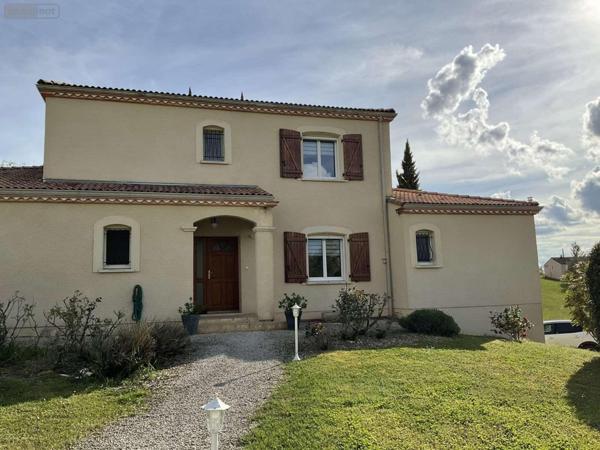 Maison à vendre à Gourdon dans le Lot (46300), ref : 46041/410