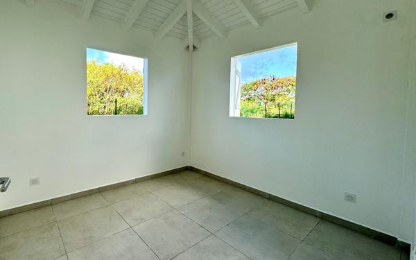 Maison à vendre    6 pièces •  Saint-François