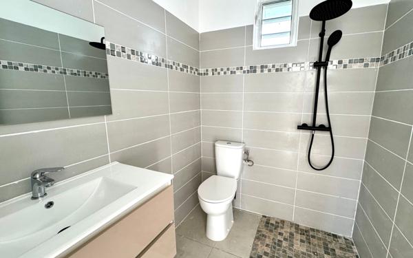 Maison à vendre    6 pièces •  Saint-François