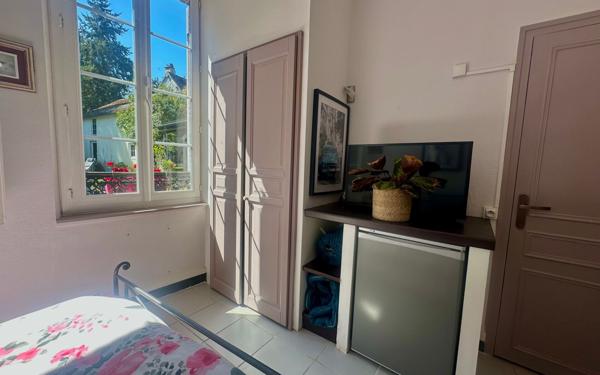 Maison à vendre    7 pièces •  Damville