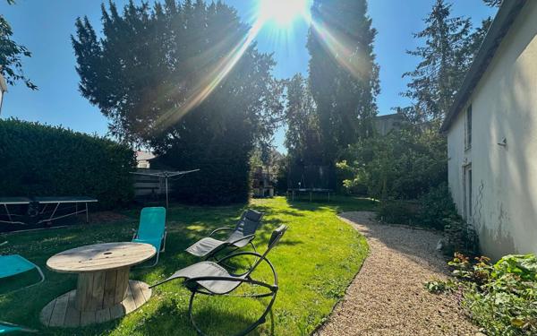 Maison à vendre    7 pièces •  Damville