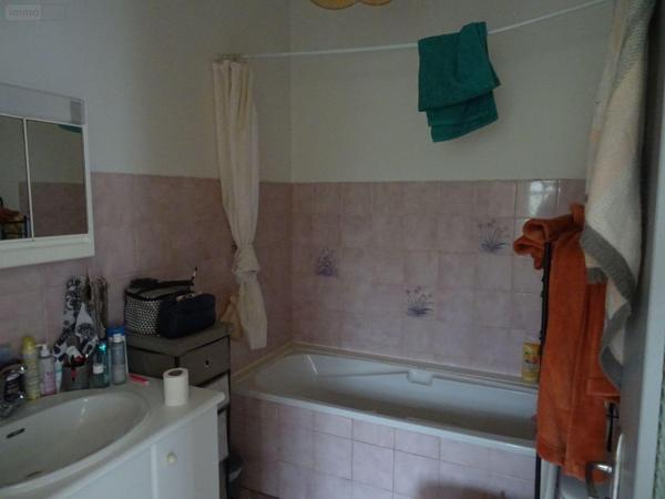 Maison de ville à vendre à Baudres dans l'Indre (36110), ref : 36019/771