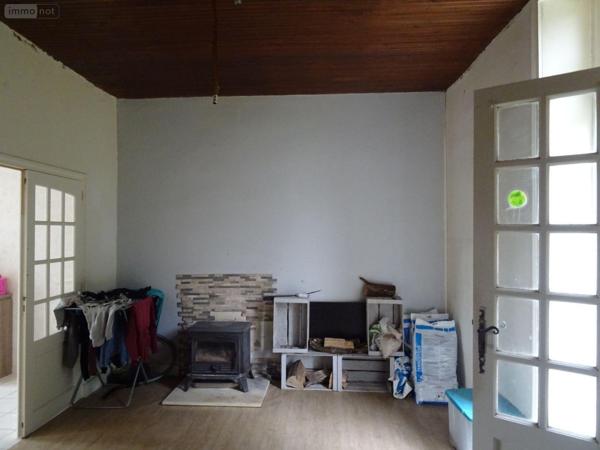 Maison de ville à vendre à Baudres dans l'Indre (36110), ref : 36019/771