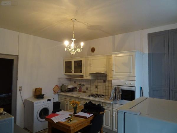 Maison de ville à vendre à Baudres dans l'Indre (36110), ref : 36019/771