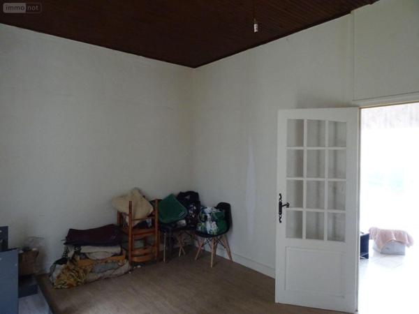 Maison de ville à vendre à Baudres dans l'Indre (36110), ref : 36019/771