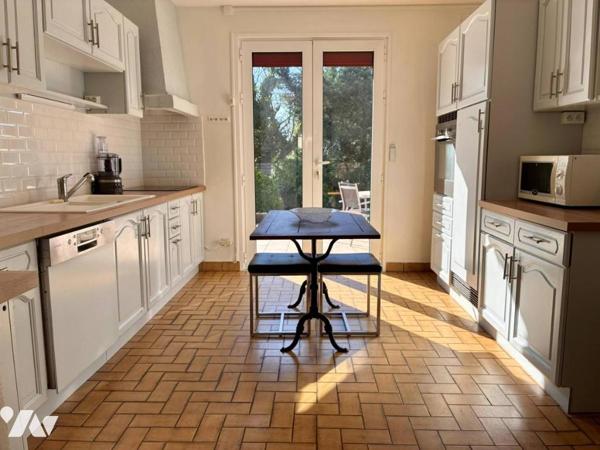 Maison traditionnelle sur sous-sol total