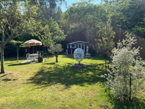 Maison individuelle à vendre à Gouesnach dans le Finistère (29950), ref : 16090/36