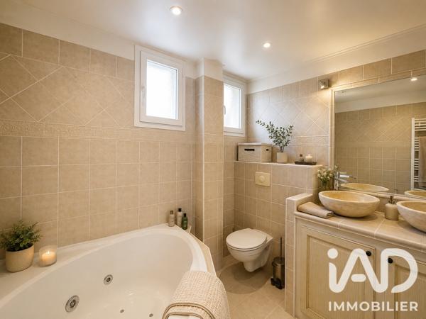 Appartement à vendre 4 pièces 69 m² Antibes