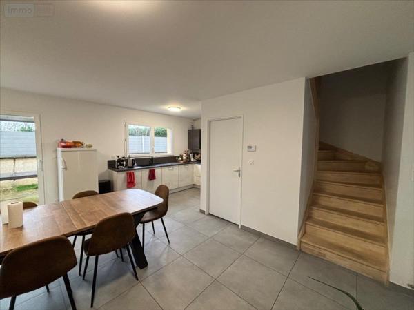 Pavillon à louer à Attignat dans l'Ain (01340), ref : 01013-1004953