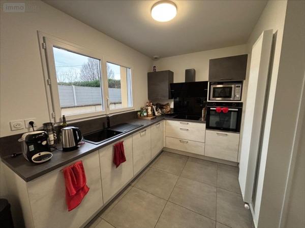 Pavillon à louer à Attignat dans l'Ain (01340), ref : 01013-1004953