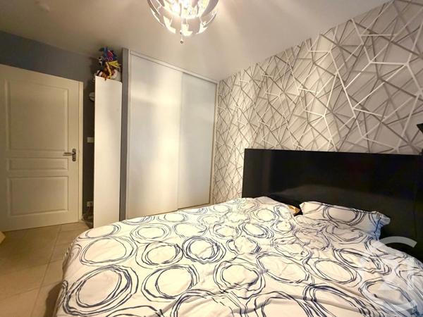 Appartement F4 à vendre  4 pièces - 96 m2 SAONE - 25