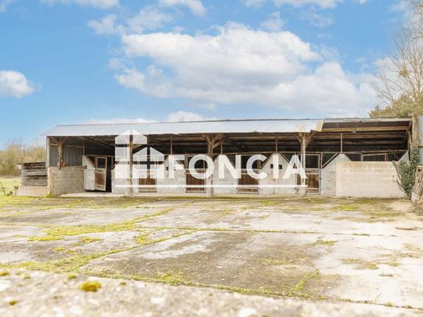 À vendre Maison 7 pièces 443 m² - La Garnache 85710