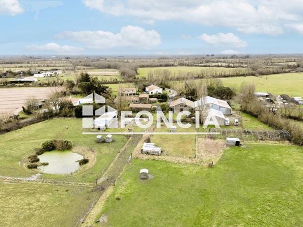 À vendre Maison 7 pièces 443 m² - La Garnache 85710