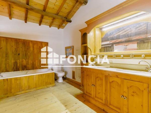 À vendre Maison 7 pièces 443 m² - La Garnache 85710