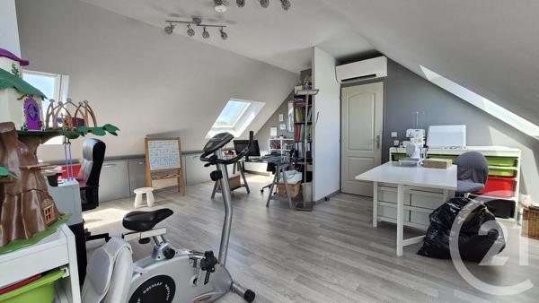 Maison à vendre  8 pièces - 207,43 m 2   COURDIMANCHE  - 95