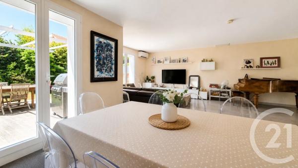 Maison à vendre  8 pièces - 207,43 m 2   COURDIMANCHE  - 95