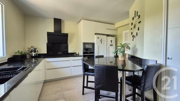 Maison à vendre  8 pièces - 207,43 m 2   COURDIMANCHE  - 95