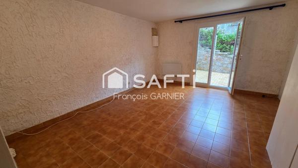 Bandol, Maison T4 d'environ 70 m² au calme.