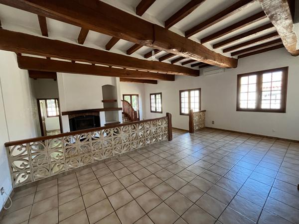 Villa 7 pièce(s) 145 m2 avec garage 34110 FRONTIGNAN