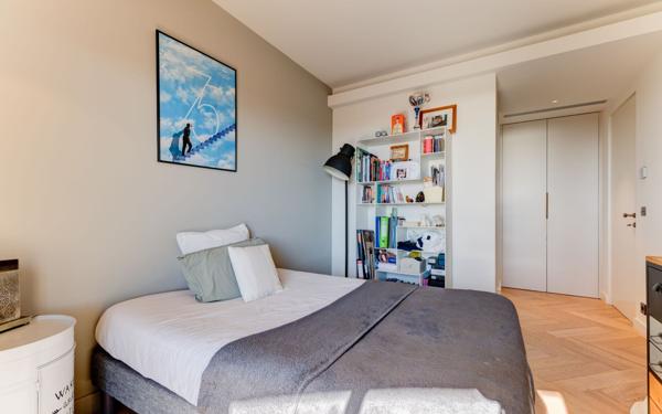 Appartement à vendre    5 pièces • 137 m2 Nice