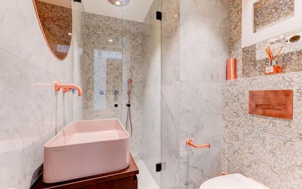 Appartement à vendre    5 pièces • 137 m2 Nice