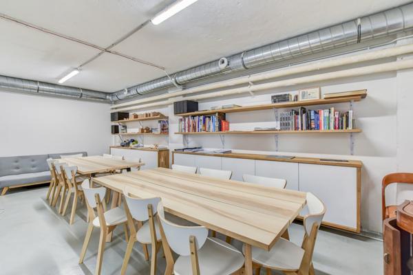 Bureau À vendre 97 m²