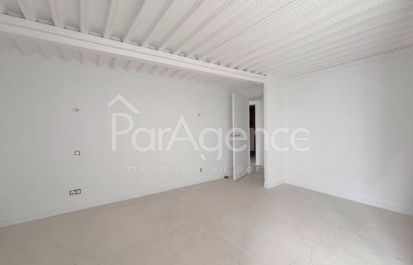 Appartement d'exception type loft avec jardin privatif Roy