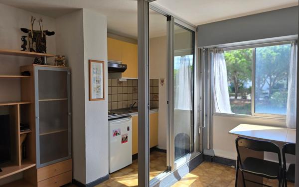 Appartement à vendre    2 pièces • 26,07 m2 Saint-Cyprien