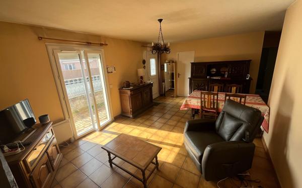 Maison à vendre    4 pièces • 74,14 m2 Ambarès-et-Lagrave