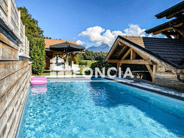 À vendre Maison 7 pièces 240 m² - Larringes 74500