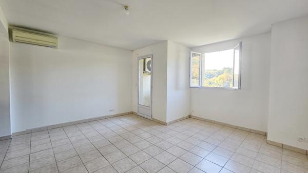 Montferrat (83131) Appartement T4 récent