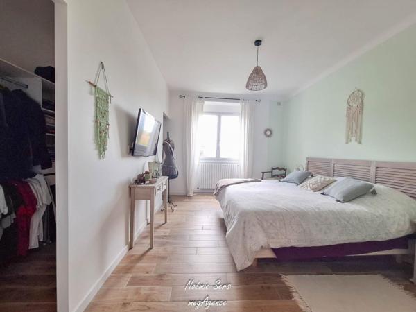 Maison à CHOLET, 49300 - 6 pièces 189m²