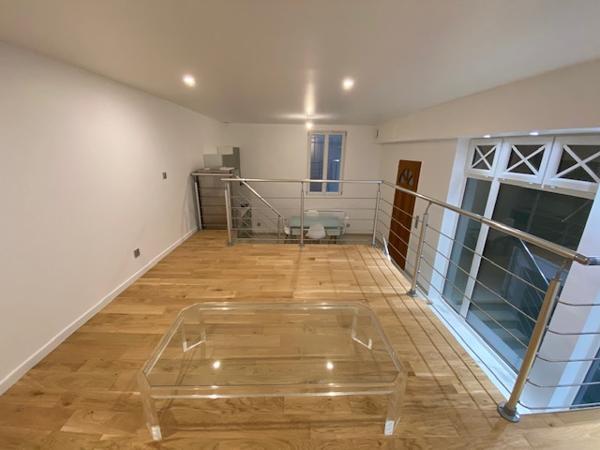 (75016) A LOUER - LOFT MEUBLE SUR 2 NIVEAU (RDC et -1)- 75116 Paris