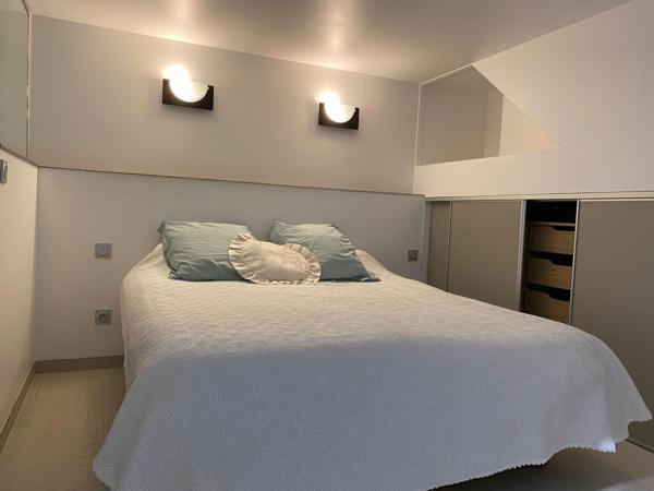 (75016) A LOUER - LOFT MEUBLE SUR 2 NIVEAU (RDC et -1)- 75116 Paris