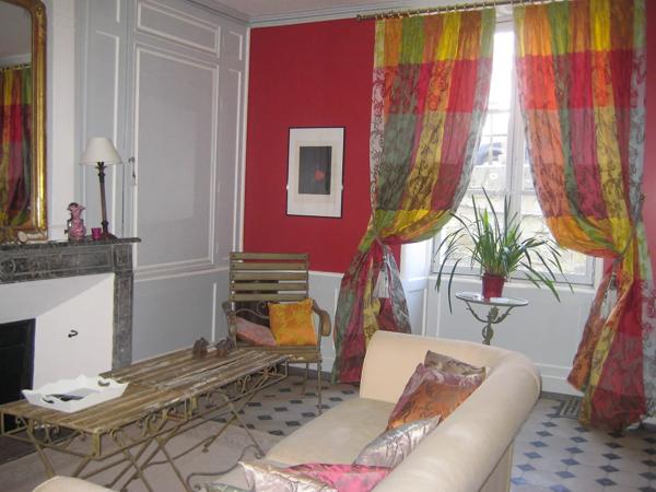 PROPRIÉTÉ À VENDRE À NOYERS SUR CHER