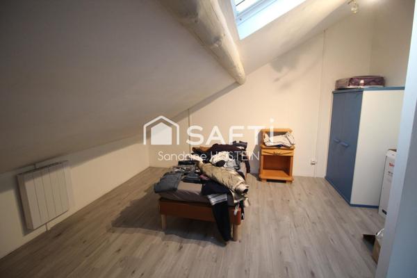 Immeuble  avec 2 appartements à louer!