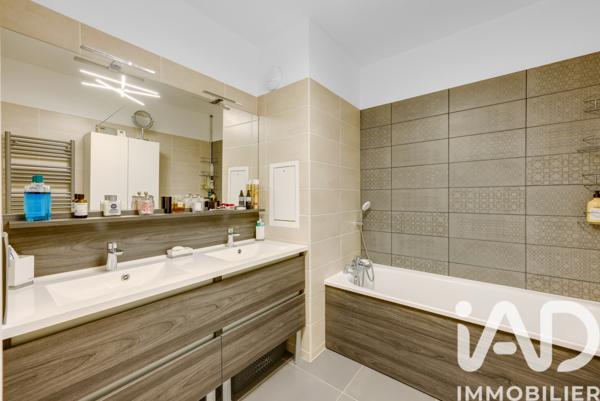 Appartement à vendre 5 pièces 109 m² Garches