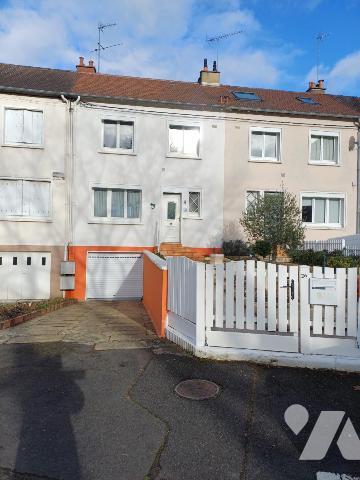 VAUGUYON - Maison de type 5