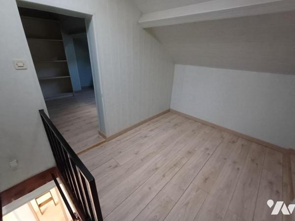 VAUGUYON - Maison de type 5