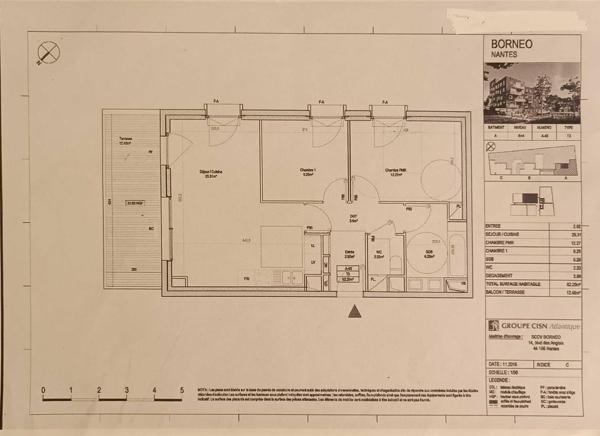 Dernier étage avec une grande terrasse